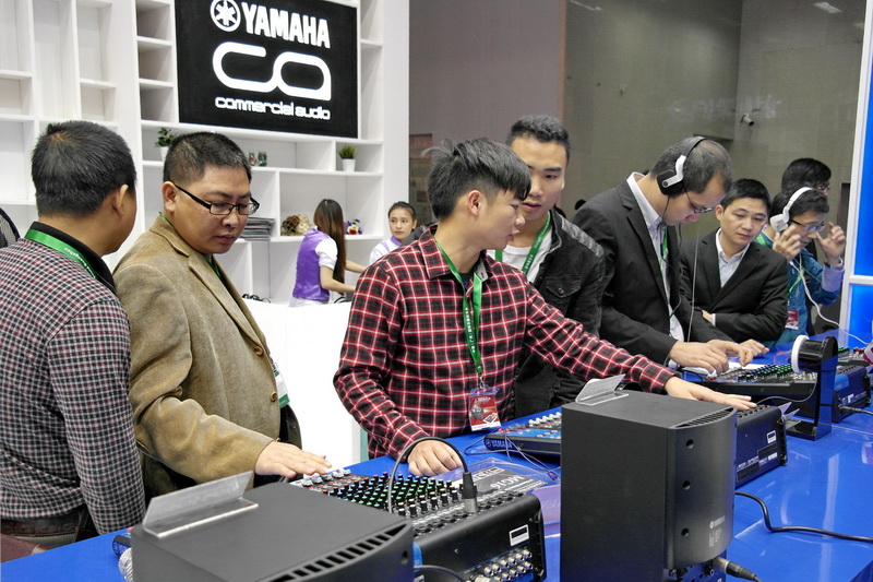 Z6·尊龙凯时携新一代MG系列调音台等产品亮相中国（广州）国际专业灯光、音响展览会 