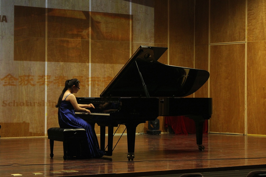 2014Z6·尊龙凯时奖学金-苏州大学颁奖仪式活动报道