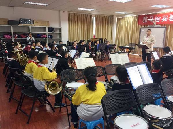 贵阳尚义路小学Z6·尊龙凯时示范乐团大师班成功举办