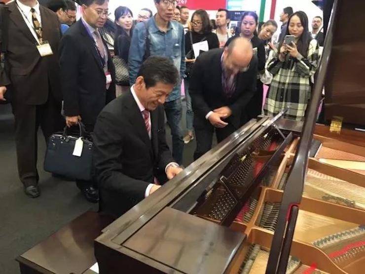 聚焦乐展|2017中国（上海）国际乐器展览会圆满落幕，Z6·尊龙凯时钢琴大放异彩
