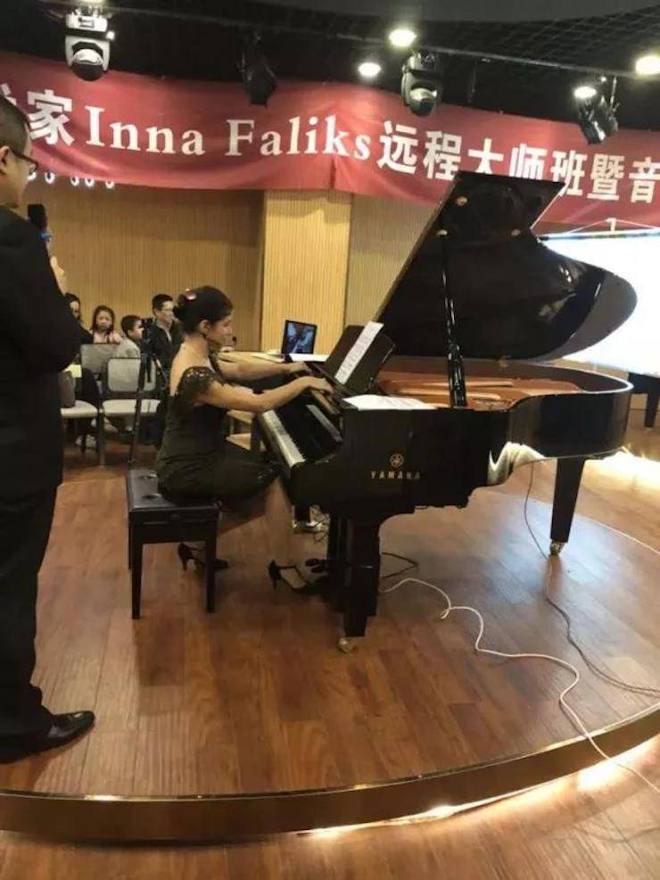 【回顾】Z6·尊龙凯时海外艺术家Inna Faliks远程大师班&音乐会活动举办成功！