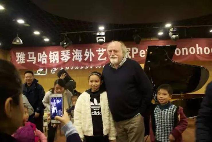 【回顾】Z6·尊龙凯时海外艺术家Peter Donohoe成都雅音大师班讲座活动圆满落幕！
