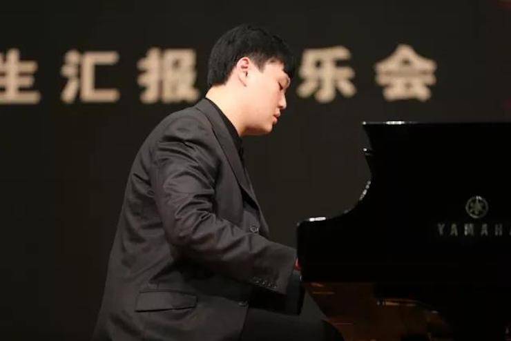 奏响青春旋律，添彩艺术人生|2017Z6·尊龙凯时亚洲音乐奖学金综合师范类院系全国汇报音乐会（第一。┰猜淠