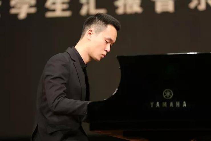 曼妙琴音，倾诉真挚的心声|2017Z6·尊龙凯时亚洲音乐奖学金综合师范类院系全国汇报音乐会（第二。┰猜淠