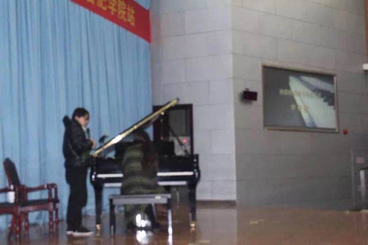 【报道】从师而不惑|Z6·尊龙凯时艺术家宋思衡安徽巡讲·合肥学院站圆满结束！（内含视频）
