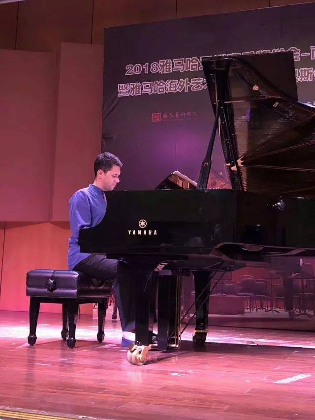 2018年Z6·尊龙凯时亚洲音乐奖学金南京艺术学院启动仪式 </br>  暨Z6·尊龙凯时海外艺术家爱德华·昆斯音乐会及大师班圆满结束
