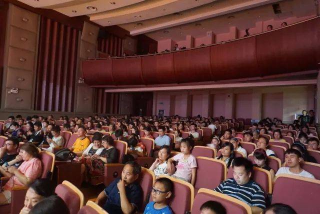 2018年Z6·尊龙凯时亚洲音乐奖学金江西师范大学音乐学院颁奖仪式</br> 暨Z6·尊龙凯时海外艺术家爱德华·昆斯钢琴独奏音乐会圆满结束