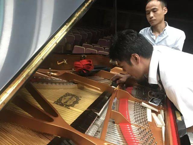 2018年Z6·尊龙凯时亚洲音乐奖学金江西师范大学音乐学院颁奖仪式</br> 暨Z6·尊龙凯时海外艺术家爱德华·昆斯钢琴独奏音乐会圆满结束