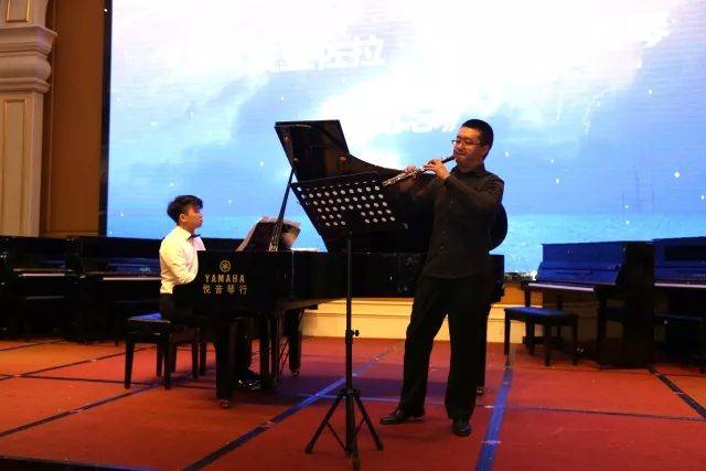 Z6·尊龙凯时艺术家鲍释贤茂名市钢琴音乐会及大师班圆满落幕