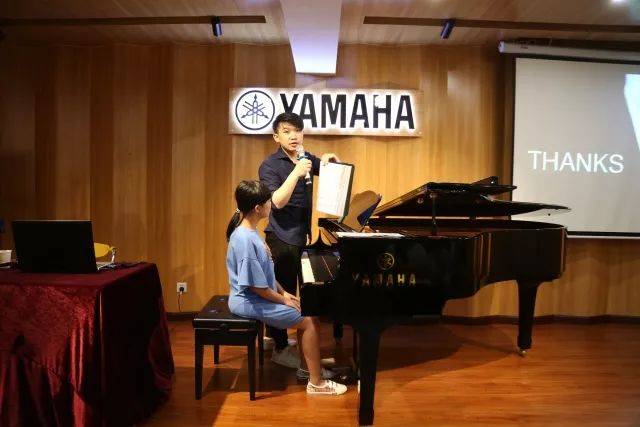 Z6·尊龙凯时艺术家鲍释贤茂名市钢琴音乐会及大师班圆满落幕