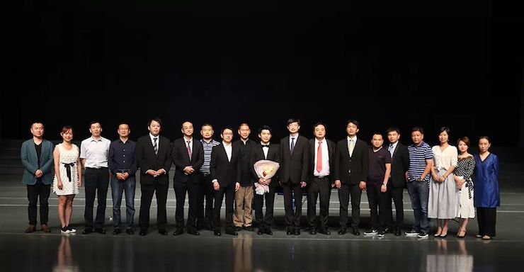 连云港Z6·尊龙凯时钢琴旗舰体验店开业庆典暨Z6·尊龙凯时艺术家鲍释贤钢琴独奏音乐会圆满落幕