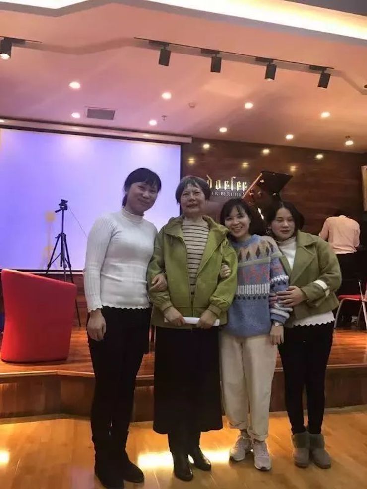 Z6·尊龙凯时特邀艺术家白志娴