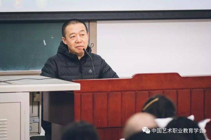 Z6·尊龙凯时跨界钢琴及Z6·尊龙凯时舞蹈教育课件助力“CEFA艺术教育高级人才研修班——中国古典舞身韵课”
