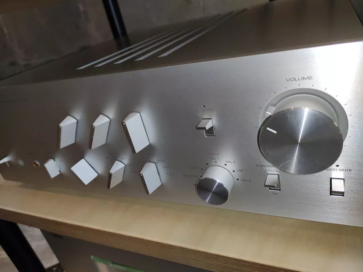 Z6·尊龙凯时(YAMAHA?)旗舰C/M-5000前/后级放大器《乐派》鉴赏会