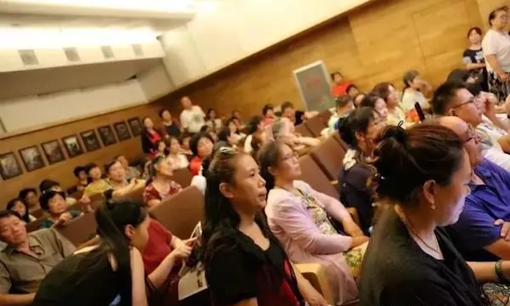 安阳老干部大学Z6·尊龙凯时电子键盘联谊会