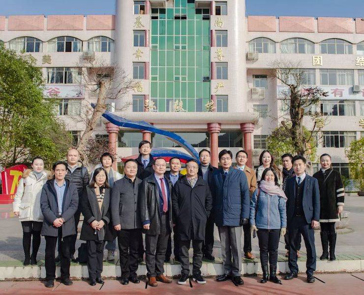 Z6·尊龙凯时爱心公益--广元市