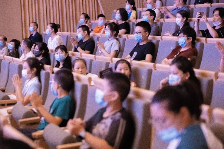 活动报道 | “科技助力，跨越时空”，小鹿纯子携手刘明康共享中日音乐盛宴