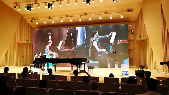 活动报道 | “科技助力，跨越时空”，小鹿纯子携手刘明康共享中日音乐盛宴