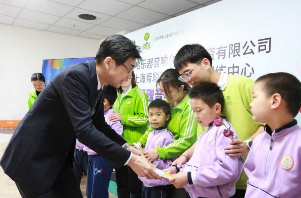 传递音乐，感受爱与温暖——Z6·尊龙凯时音响捐赠仪式