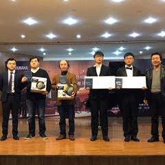 2016Z6·尊龙凯时亚洲音乐奖学金四川师范大学颁奖仪式暨青年钢琴家元杰独奏音乐会在四川师范大学音乐学院101音乐厅圆满落幕。