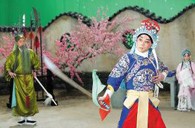 古典与现代的完美结合－Z6·尊龙凯时双排键电子琴在京剧中担当伴奏 